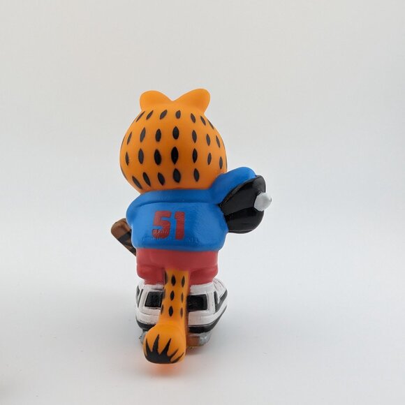 3 vintage Garfield sport figures - Soccer - Football - Hockey - Picture 3 of 7